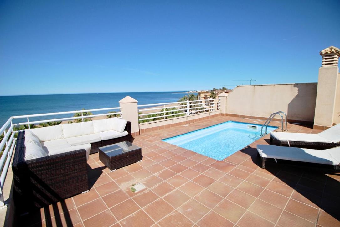 Apartamento Ático espectacular con piscina privada en primera línea de playa Dénia Exterior foto